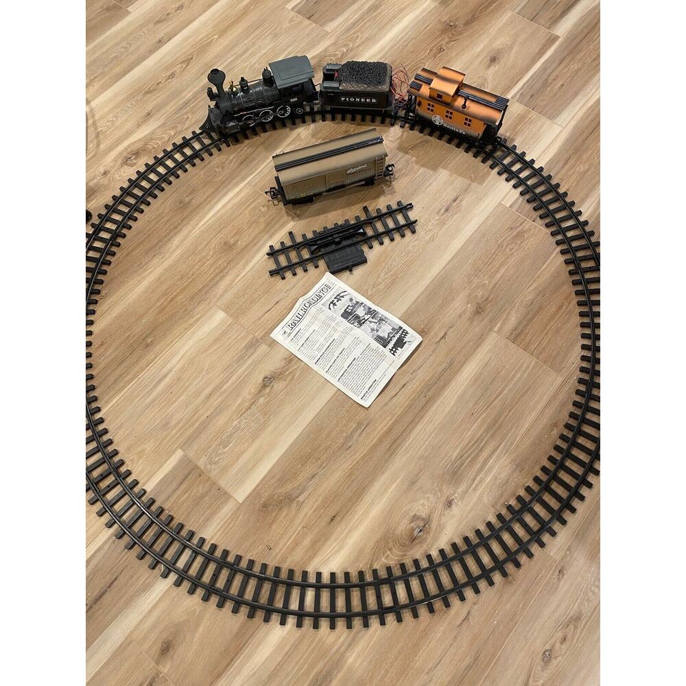 New Bright Pioneer Early American Railroad Train Locomotive, Coal, 2 Cars No 180